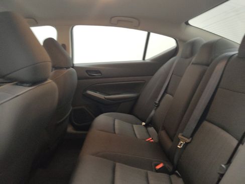 Used 2024 Nissan Altima 2.5 SV image 18