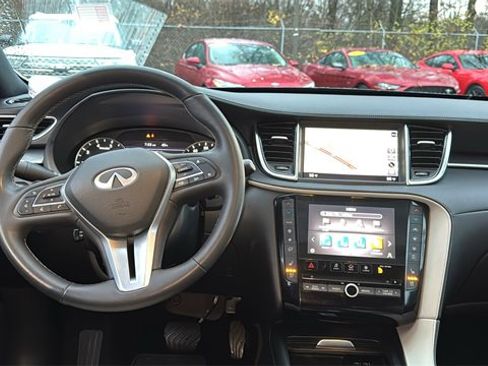 Used 2022 INFINITI QX55 Essential w/ Proassist Package image 11