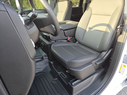 Used 2026 GMC Sierra 3500 Pro image 28