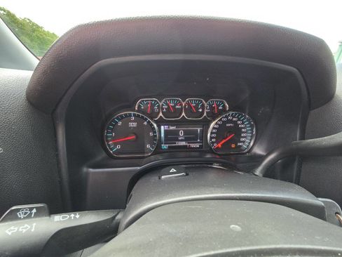Used 2015 Chevrolet Silverado 1500 LT w/ LT Convenience Package AWD/4WD image 22