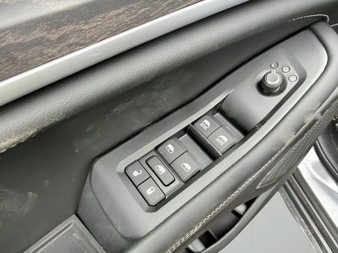 New 2026 Jeep Grand Cherokee Limited image 12