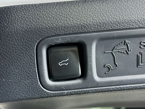 Used 2023 Ford Expedition Max XLT RWD image 29