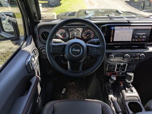 New 2026 Jeep Gladiator Rubicon AWD/4WD image 16