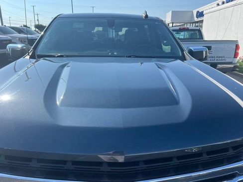 Used 2020 Chevrolet Silverado 1500 LT AWD/4WD image 12