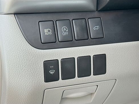 Used 2018 Toyota Highlander XLE image 10