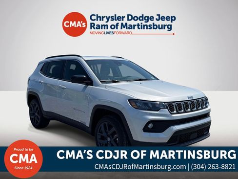 New 2026 Jeep Compass Latitude AWD/4WD image 1