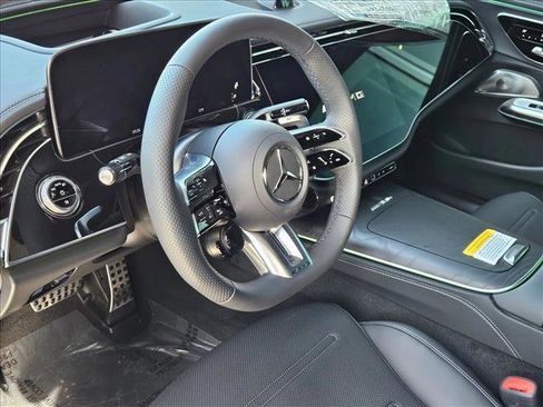New 2026 Mercedes-Benz E 53 AMG e 4MATIC Sedan image 3