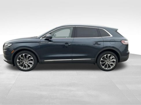 Used 2022 Lincoln Nautilus Reserve w/ Equipment Group 201A image 26