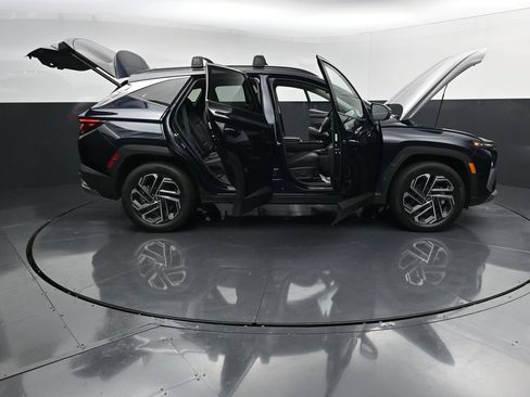 Used 2026 Hyundai Tucson Limited AWD/4WD image 38