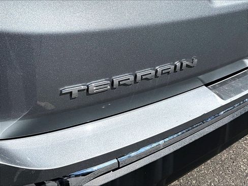 Used 2023 GMC Terrain SLT AWD/4WD image 27