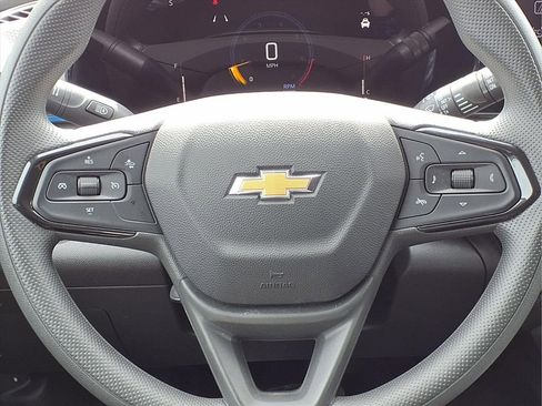 Used 2026 Chevrolet Trax LT image 18