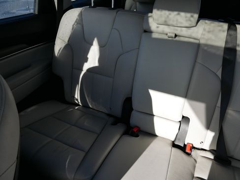 Used 2020 Kia Telluride EX image 12