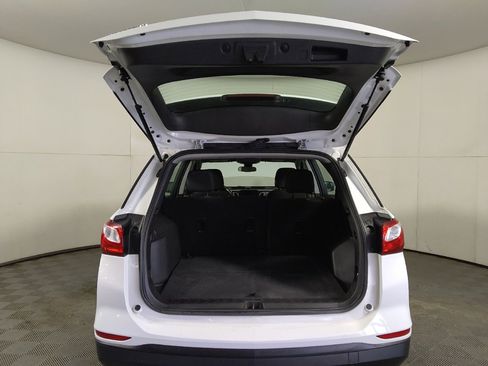 Used 2021 Chevrolet Equinox LS FWD image 29