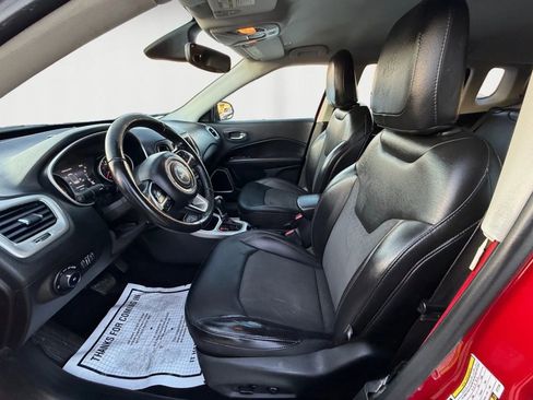 Used 2019 Jeep Compass Latitude w/ Popular Equipment Group image 9