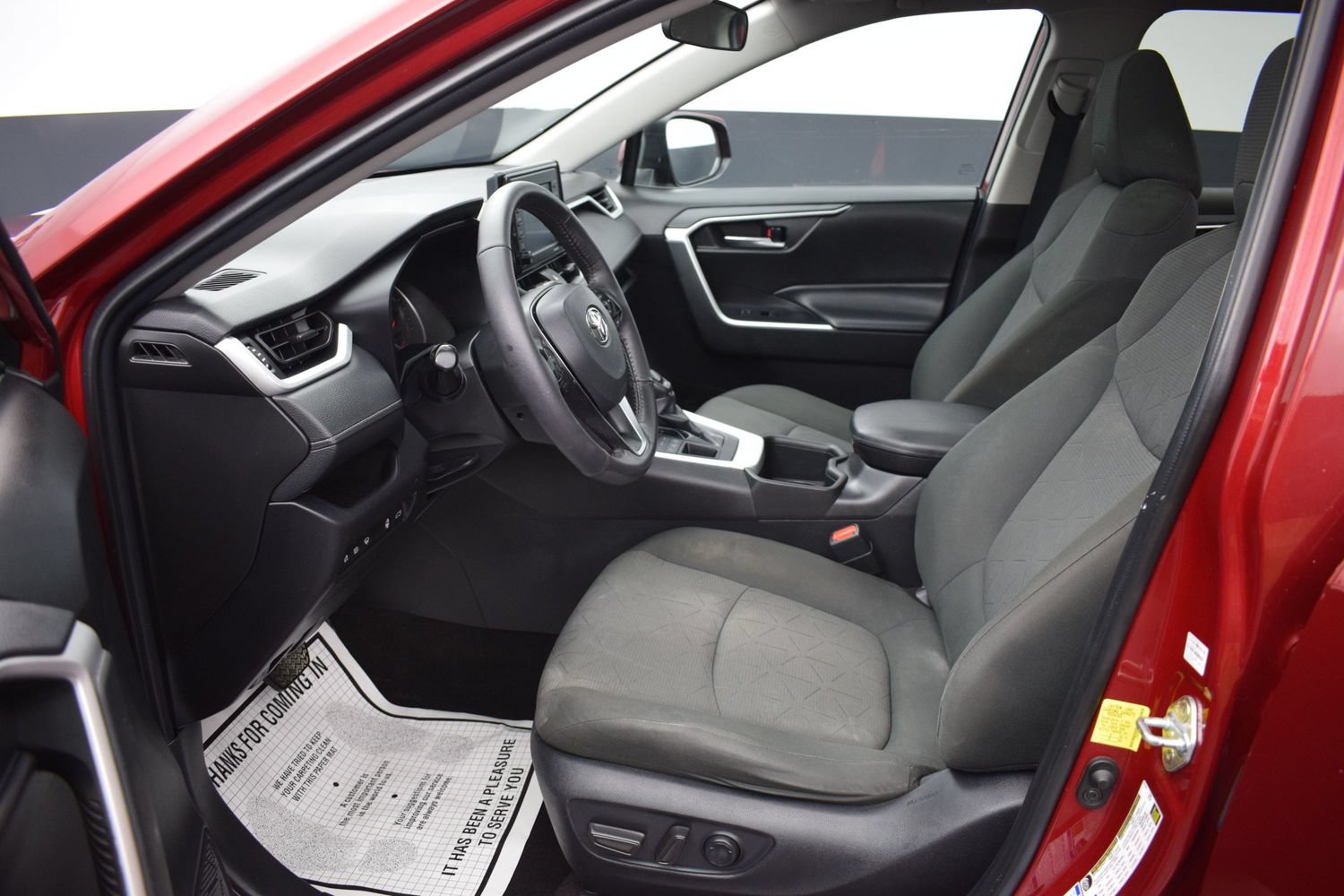 Used 2022 Toyota RAV4 XLE w/ Convenience Package AWD/4WD image 14
