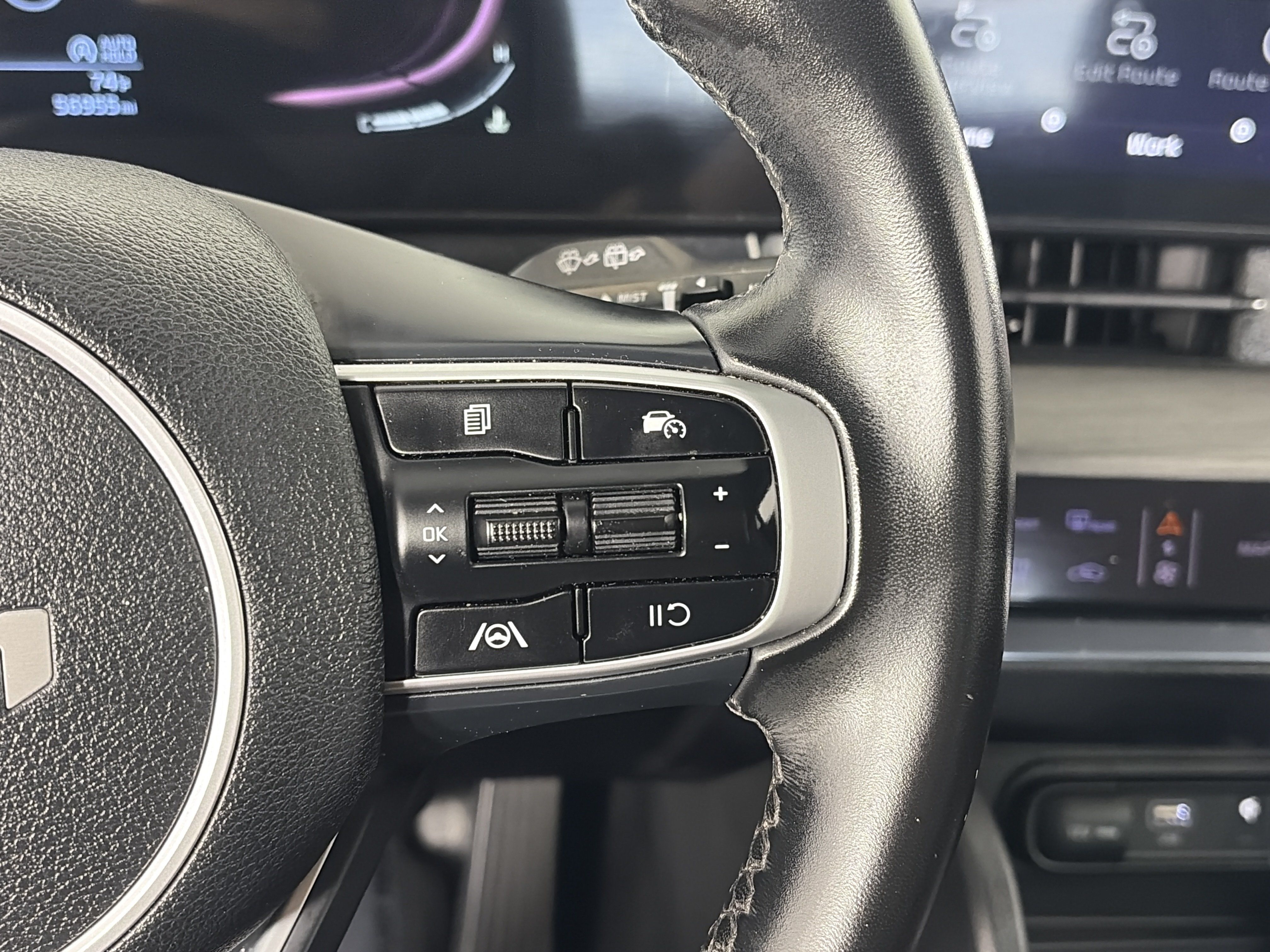 Certified 2023 Kia Sportage X-Line w/ X-Line Premium Package AWD/4WD image 31