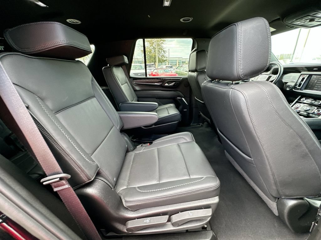 Used 2024 GMC Yukon Denali AWD/4WD image 28