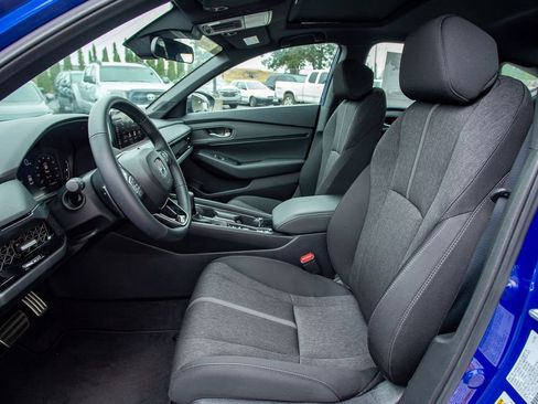 Used 2025 Honda Accord Sport image 26