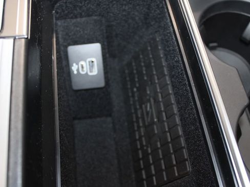 New 2025 Lincoln Navigator Reserve image 57