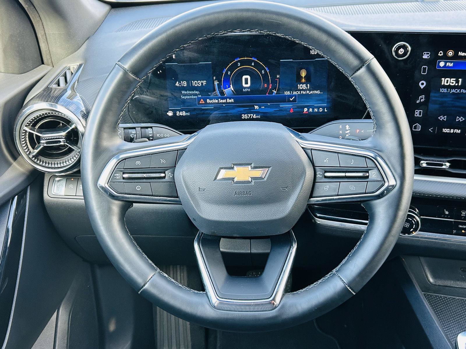 Used 2025 Chevrolet Equinox LT FWD image 16