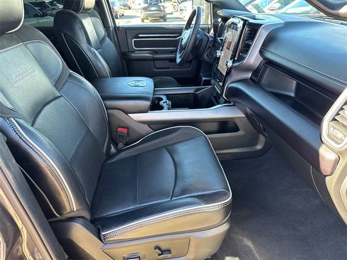 Used 2023 RAM 2500 Laramie w/ Night Edition image 16