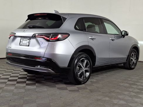 Used 2025 Honda HR-V EX-L image 9