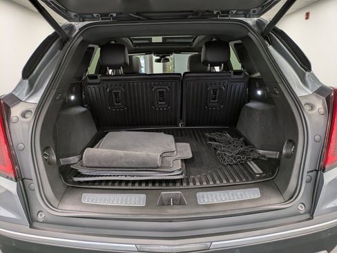 Used 2021 Cadillac XT5 Premium Luxury image 24