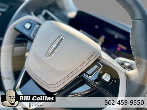 New 2025 Lincoln Aviator Premiere w/ Jet Appearance Package image 13