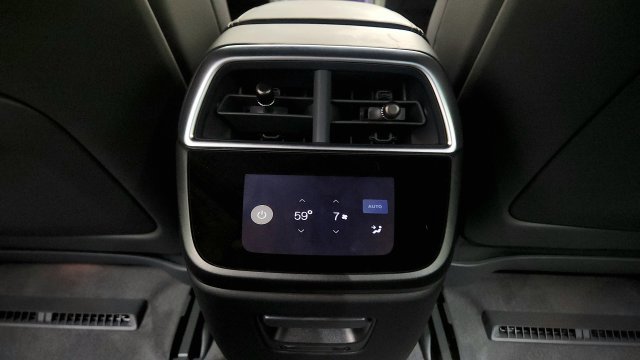 Used 2024 Lucid Air Pure RWD image 52