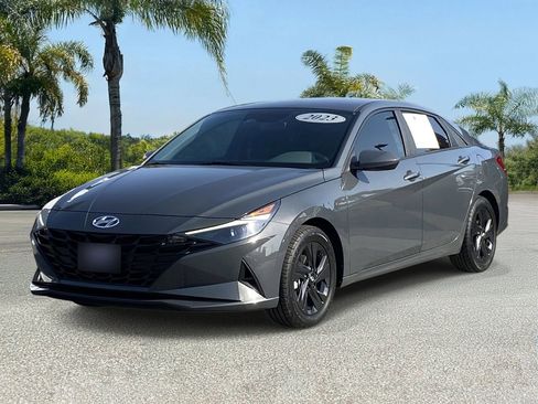 Used 2023 Hyundai Elantra Blue FWD image 1