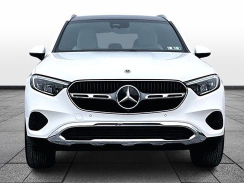 Certified 2025 Mercedes-Benz GLC 300 4MATIC image 2
