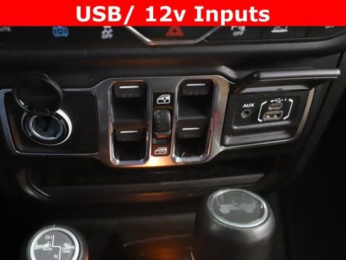 Used 2022 Jeep Wrangler Unlimited Sahara w/ Cold Weather Group image 23