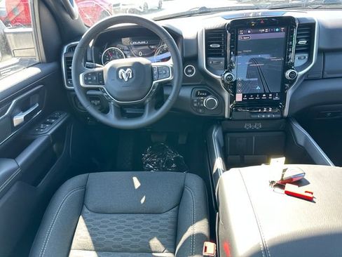 New 2026 RAM 1500 4x4 Crew Cab image 16