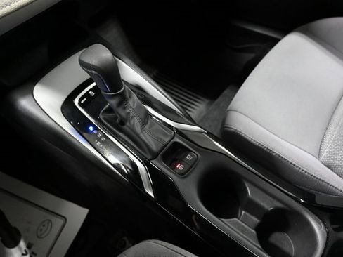 Used 2022 Toyota Corolla SE image 18