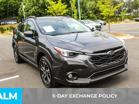 Used 2025 Subaru Crosstrek 2.5i Premium AWD/4WD image 3