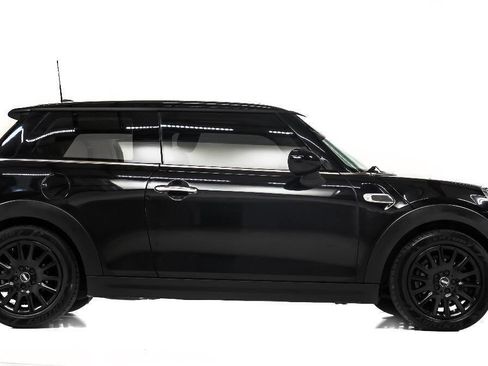 Used 2015 MINI Cooper 2-Door Hardtop image 5