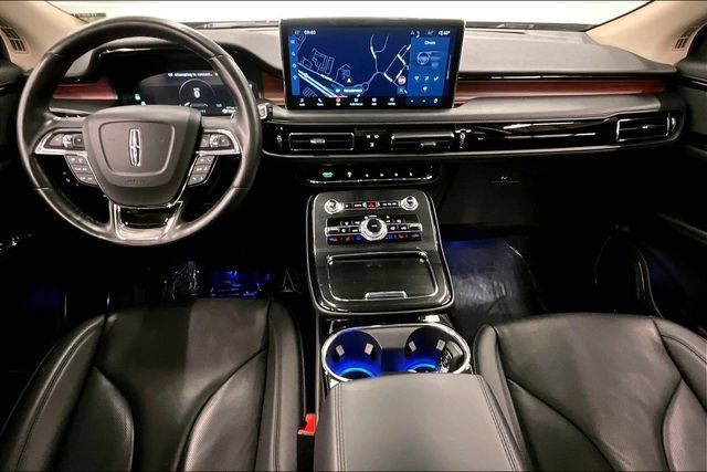 Used 2023 Lincoln Nautilus Reserve w/ Monochromatic Package FWD image 16
