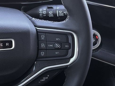 Used 2022 Jeep Wagoneer Series I w/ Convenience Group I image 16