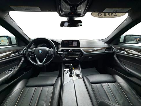 Used 2018 BMW 540i RWD image 23