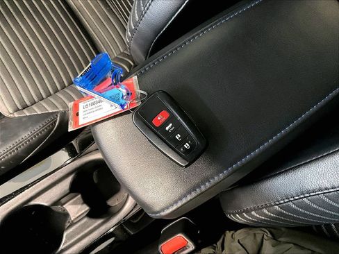 Used 2020 Toyota Corolla XSE image 30