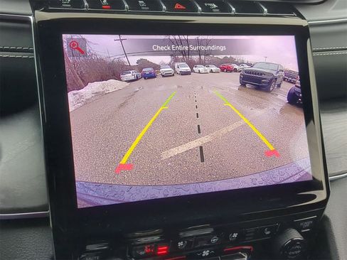 Certified 2023 Jeep Grand Cherokee Overland image 36