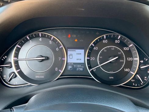 Used 2017 Nissan Armada Platinum w/ Captain Seat Package image 23