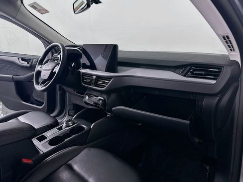 Used 2024 Ford Escape Platinum image 38