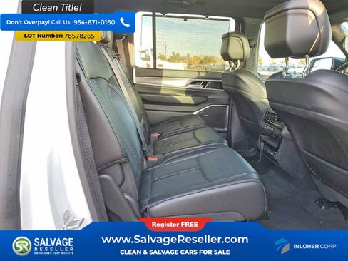 Used 2025 Jeep Wagoneer 4WD w/ Convenience Group I image 13