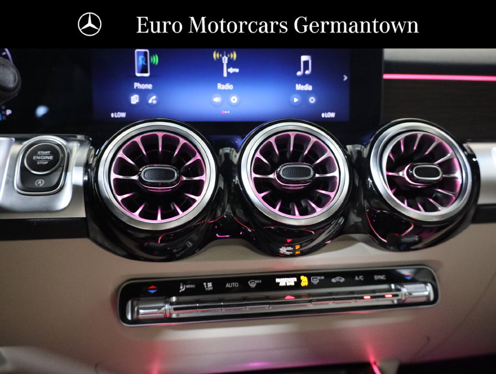 Used 2026 Mercedes-Benz GLB 250 4MATIC image 18