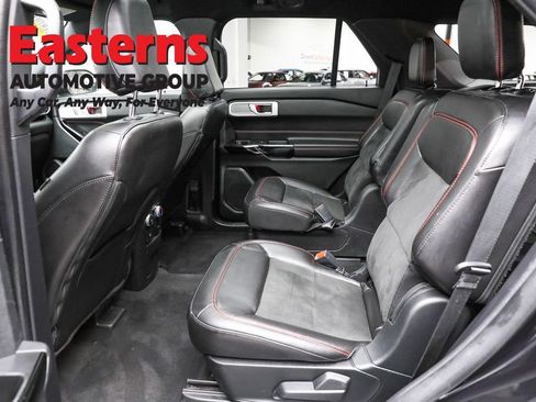 Used 2022 Ford Explorer ST-Line image 24