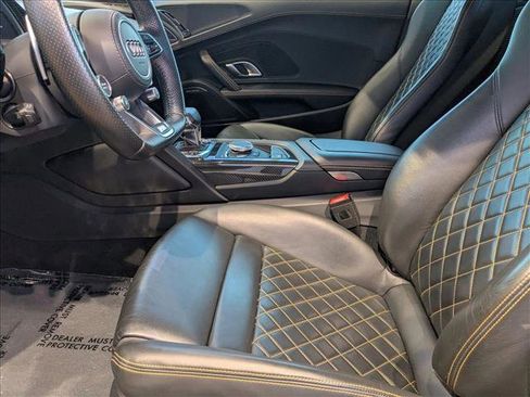 Used 2023 Audi R8 V10 performance image 17