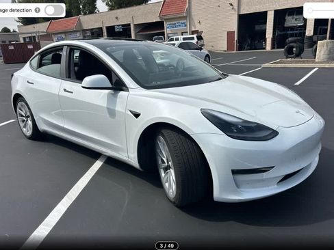 Used 2022 Tesla Model 3 Long Range AWD/4WD image 3