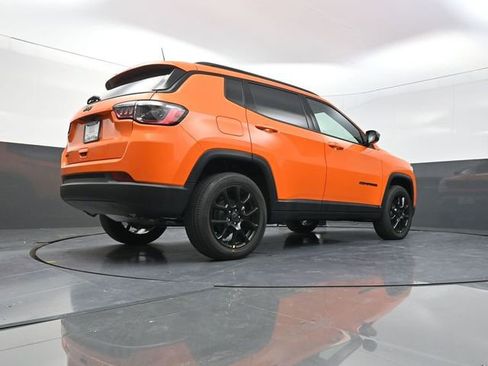 New 2026 Jeep Compass Latitude image 26