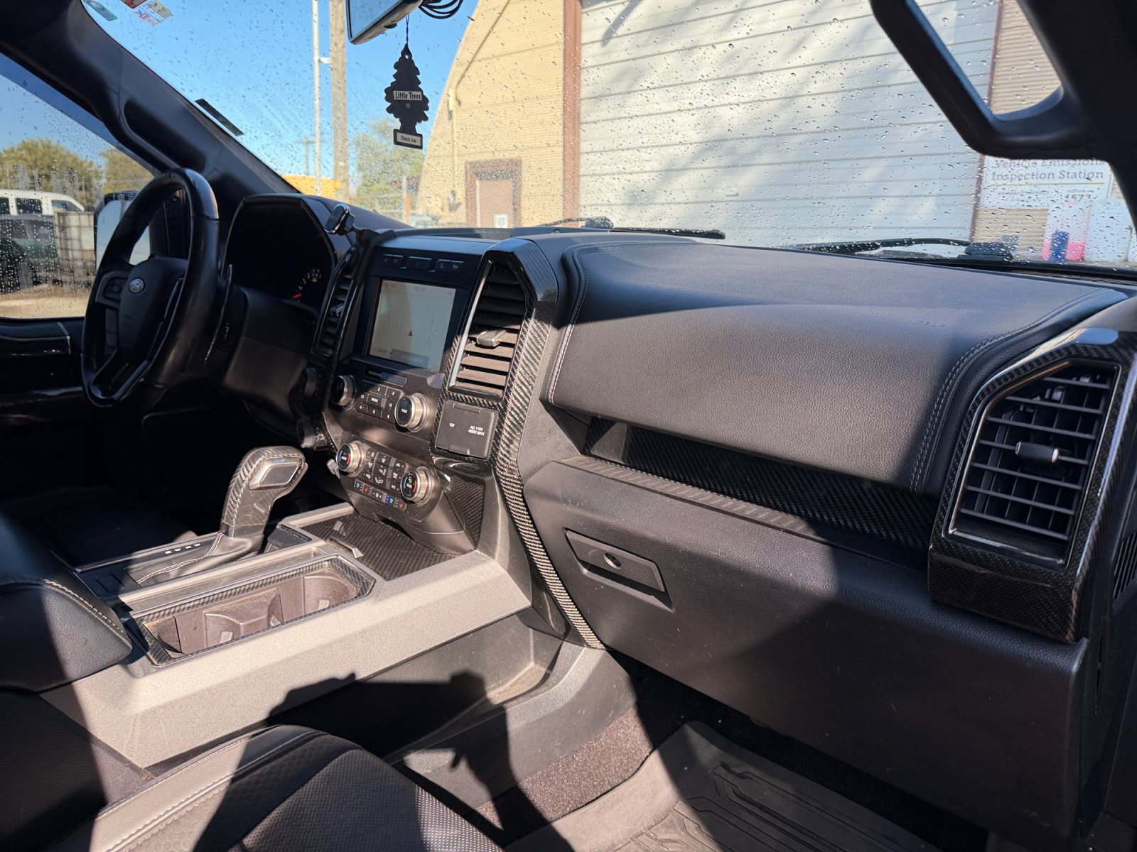 Used 2019 Ford F150 Raptor w/ Equipment Group 802A Luxury AWD/4WD image 16